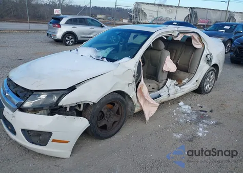 2010 Ford Fusion Se z USA, uszkodzony, nr VIN 3FAHP0HAXAR318503